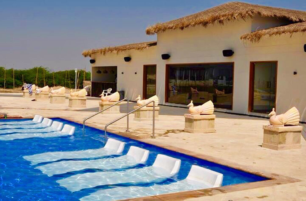 Serena Beach Resort Māndvi Esterno foto