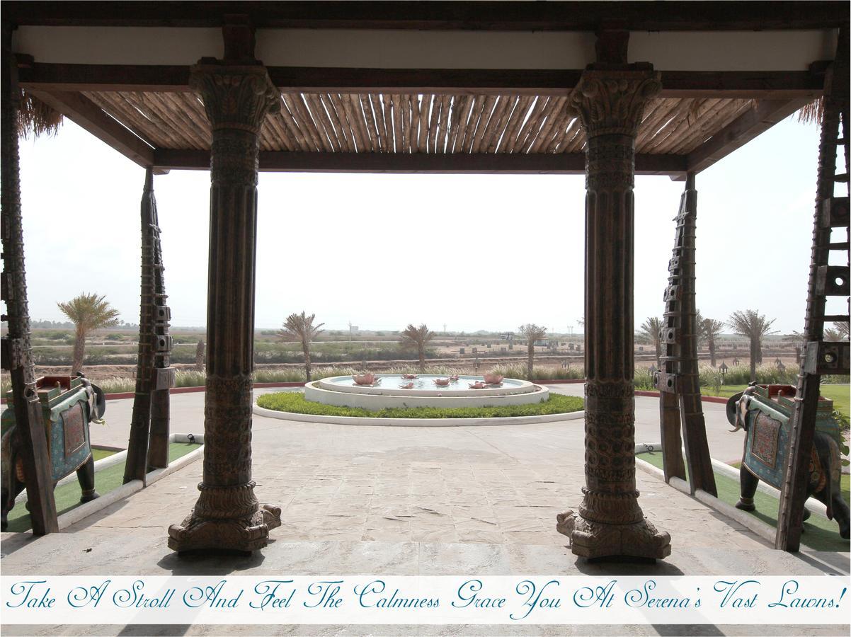 Serena Beach Resort Māndvi Esterno foto