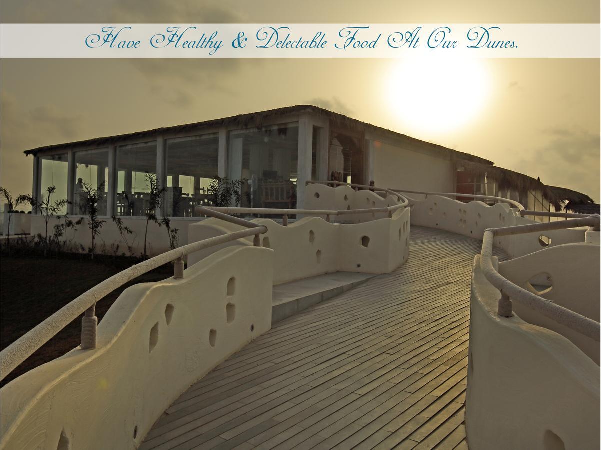 Serena Beach Resort Māndvi Esterno foto