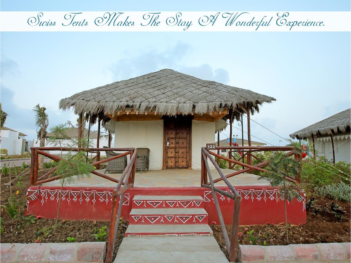 Serena Beach Resort Māndvi Esterno foto
