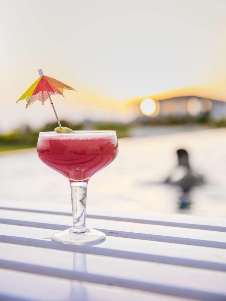 Serena Beach Resort Māndvi Esterno foto