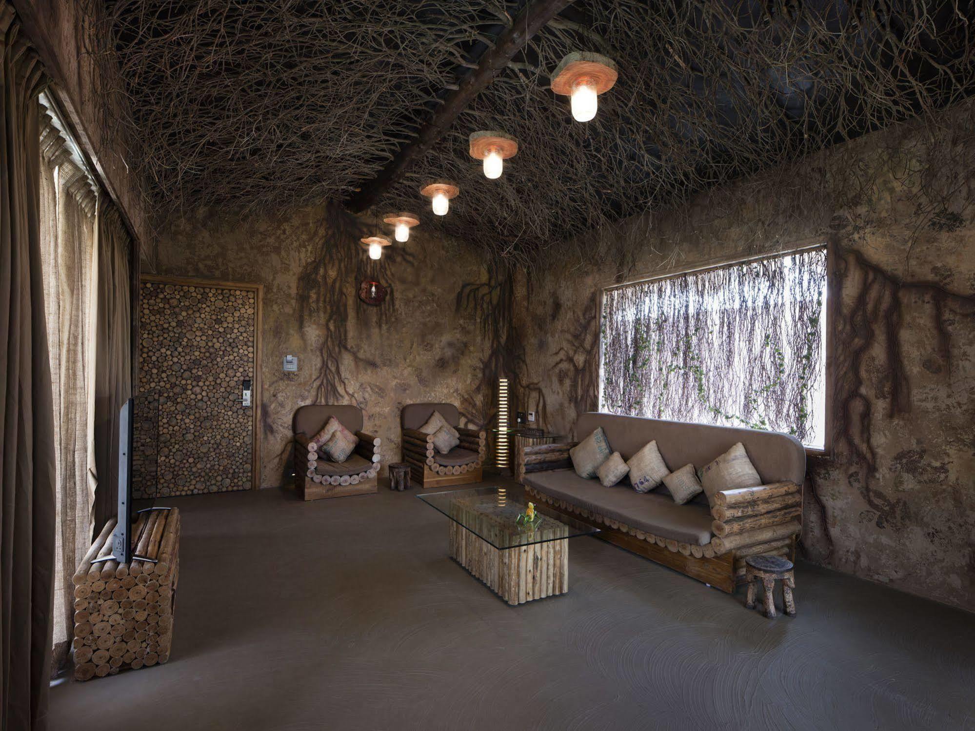Serena Beach Resort Māndvi Esterno foto